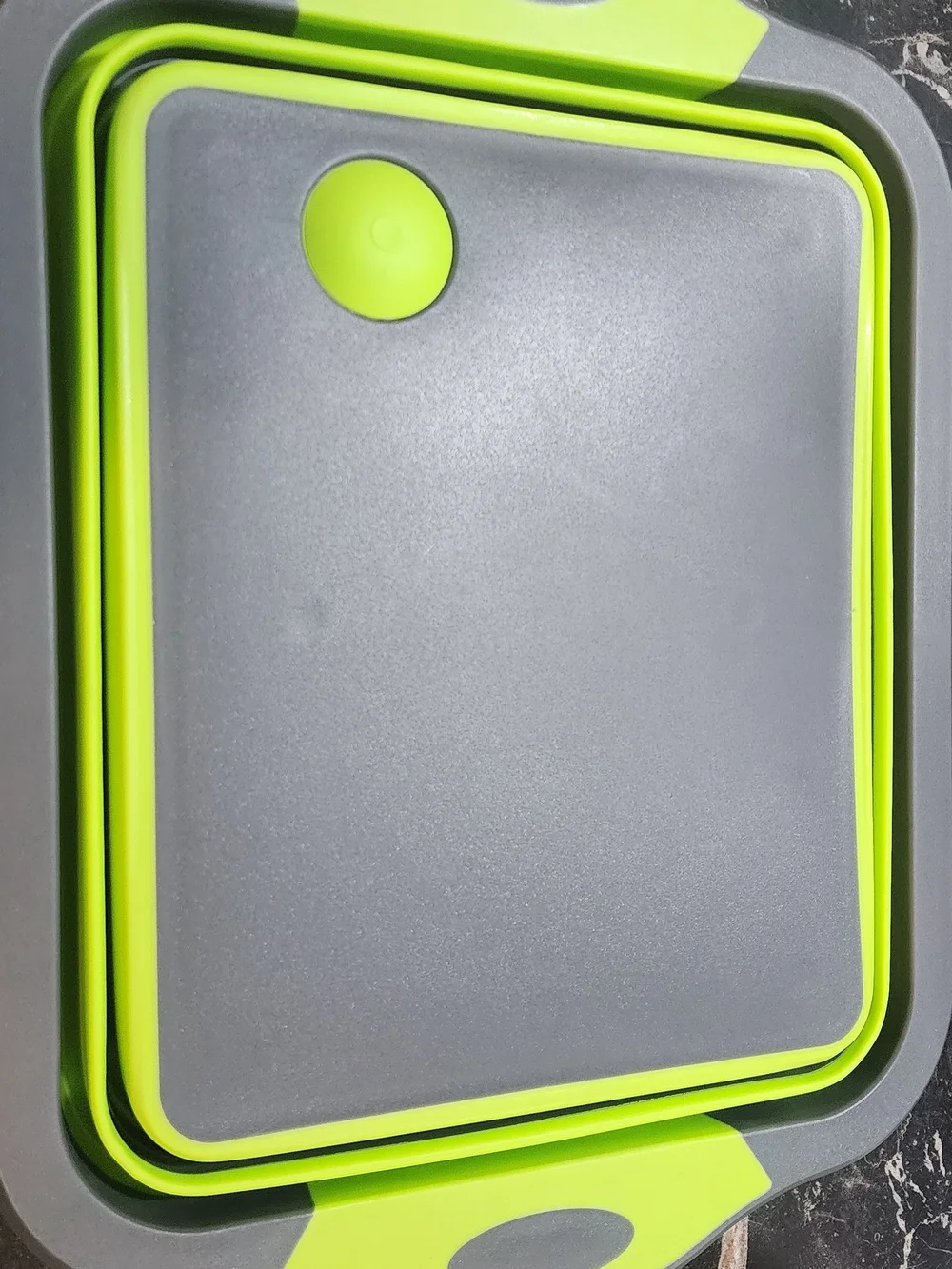 Source Unknown Gray and Lime Green Collapsible Cutting Board Set